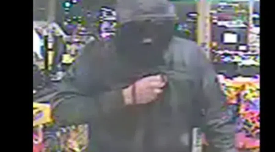 Mac’s Robbed On South Side