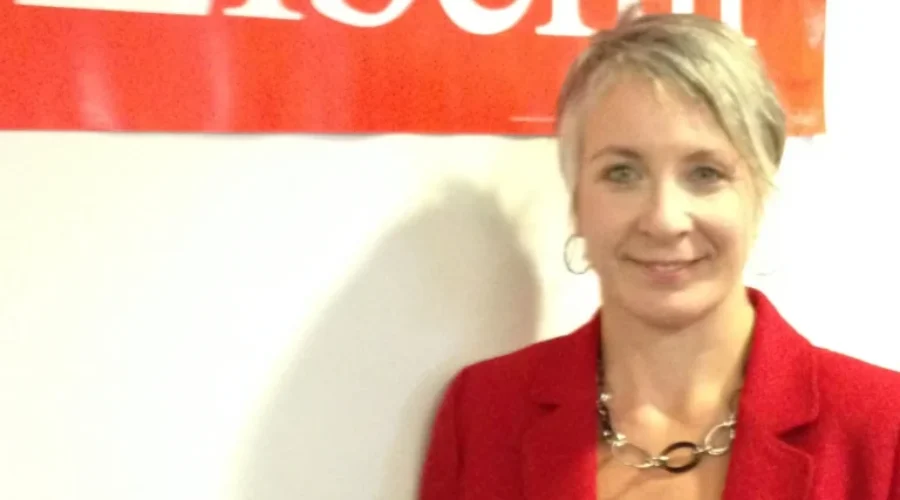 Hajdu Meets With LU Students