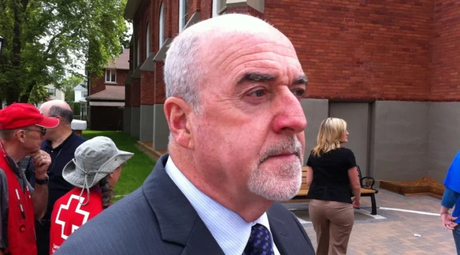 Hobbs To Ask For Government Help