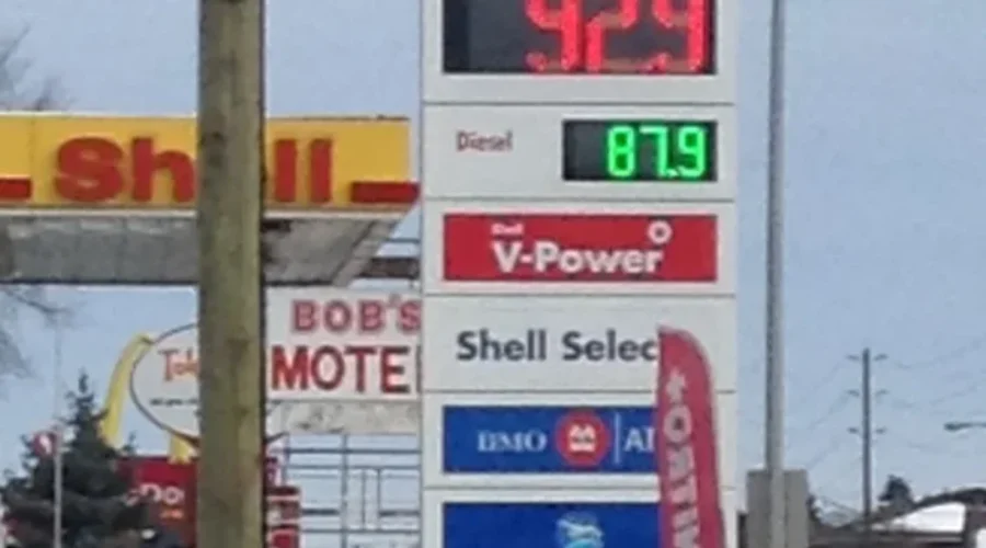 Gas Prices Climb Above 90 Cents