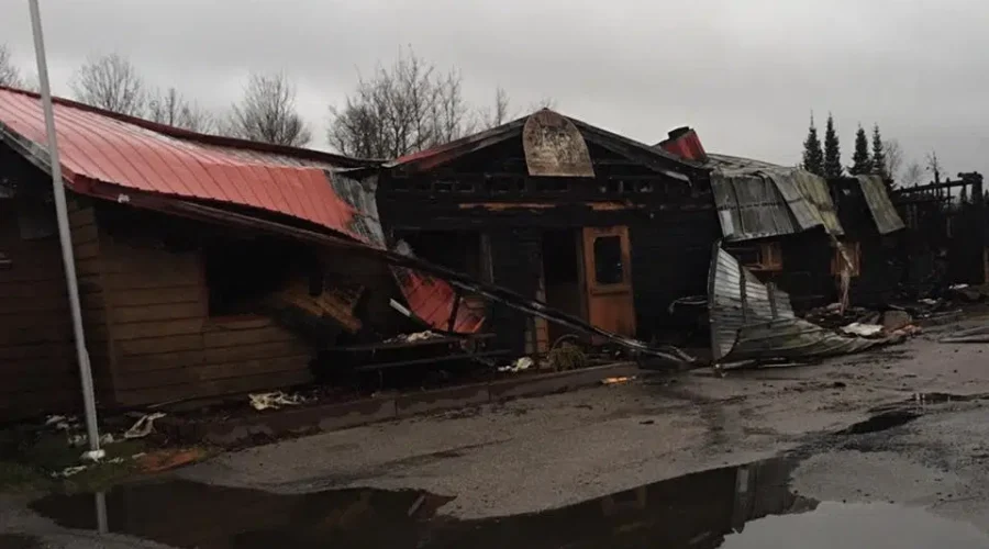 Busters BBQ Burns In Vermillion Bay