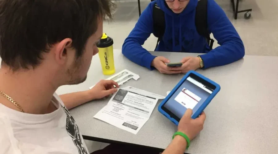 VIDEO: Churchill Students Test Voting System