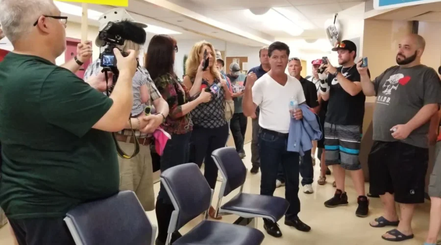 VIDEO: Unifor President Leads Port Arthur Health Centre Rally