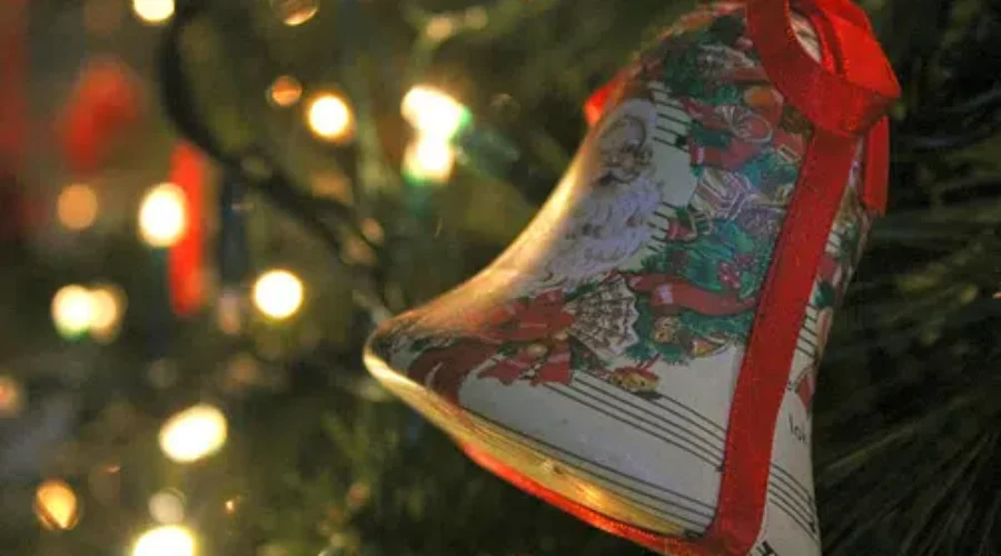 Vote On When Christmas Music Starts On The Bay