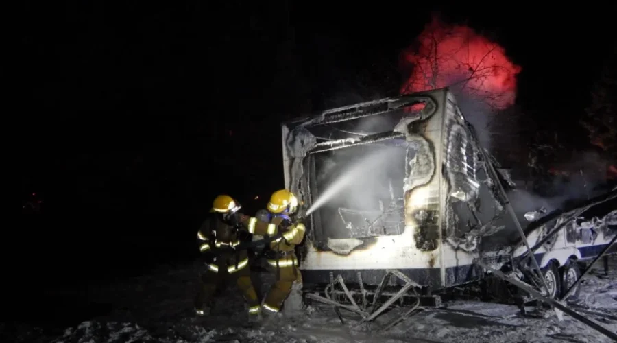 Fire Destroys RV In Shuniah