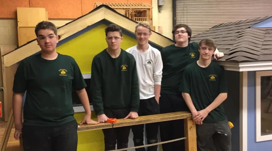 Local Students Build Playhouses From Scratch