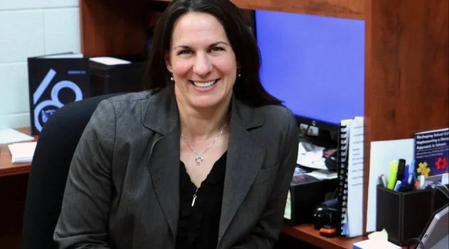 Public School Board Appoints Superintendent