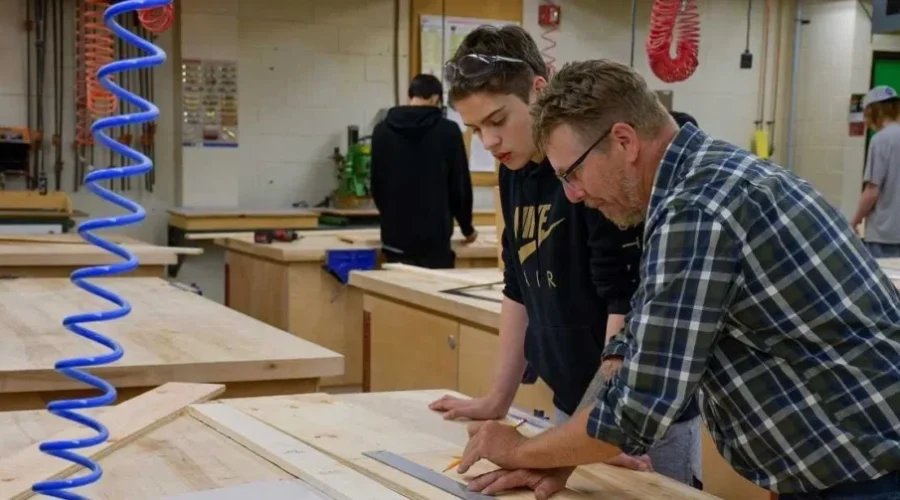 Summer Class Helps Local Students