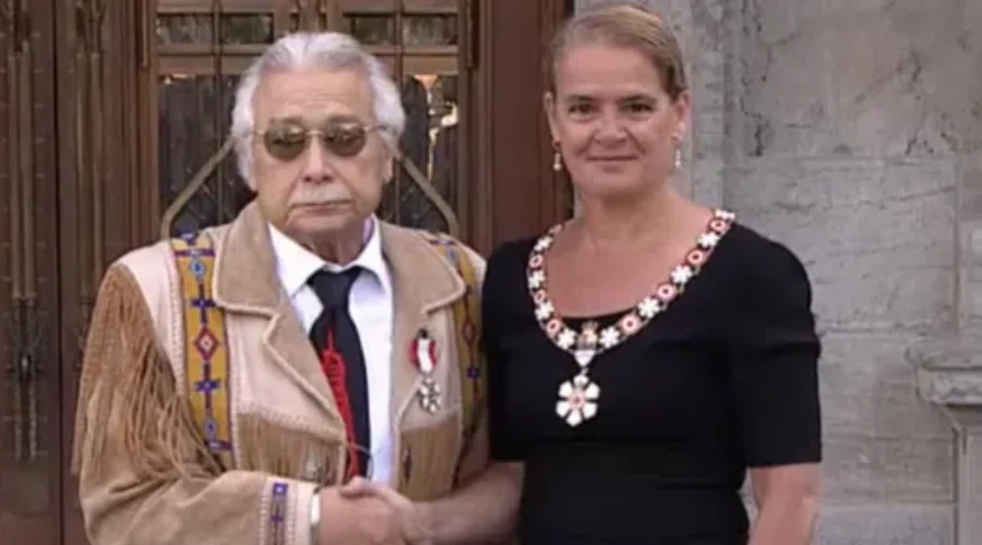 Thunder Bay Man Receives High Honour