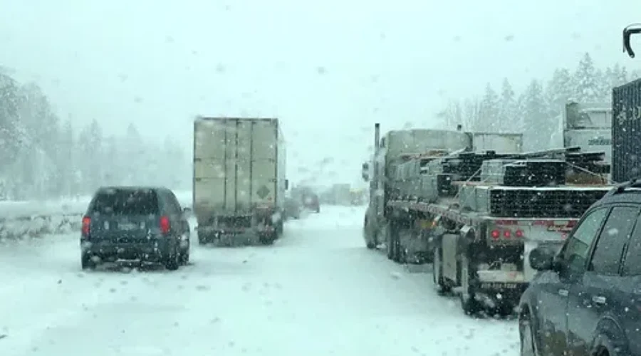 Highway 17 Open After Transport Blocks Lane