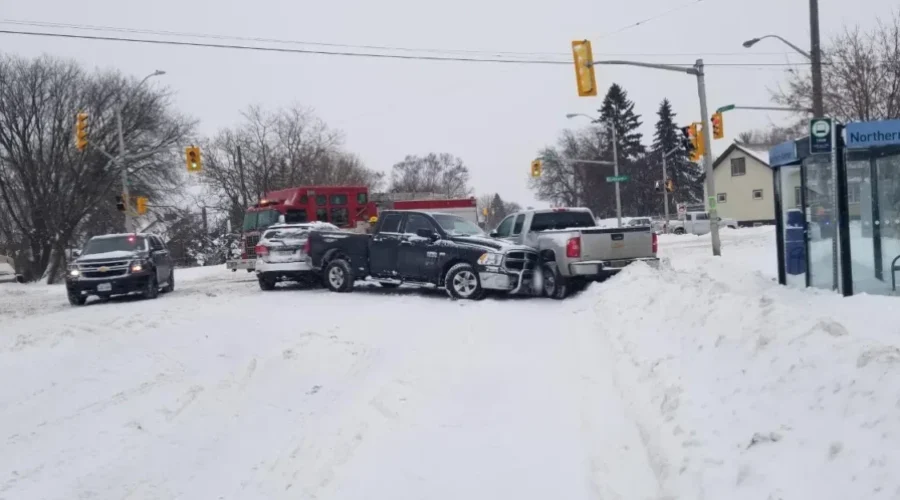 VIDEO: Crash At May & Northern
