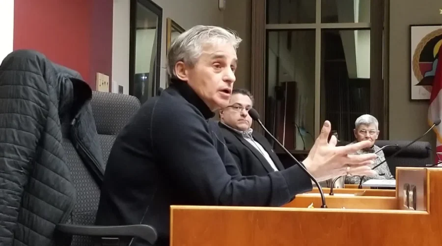 Local Officials Welcome The Vaccine Passport