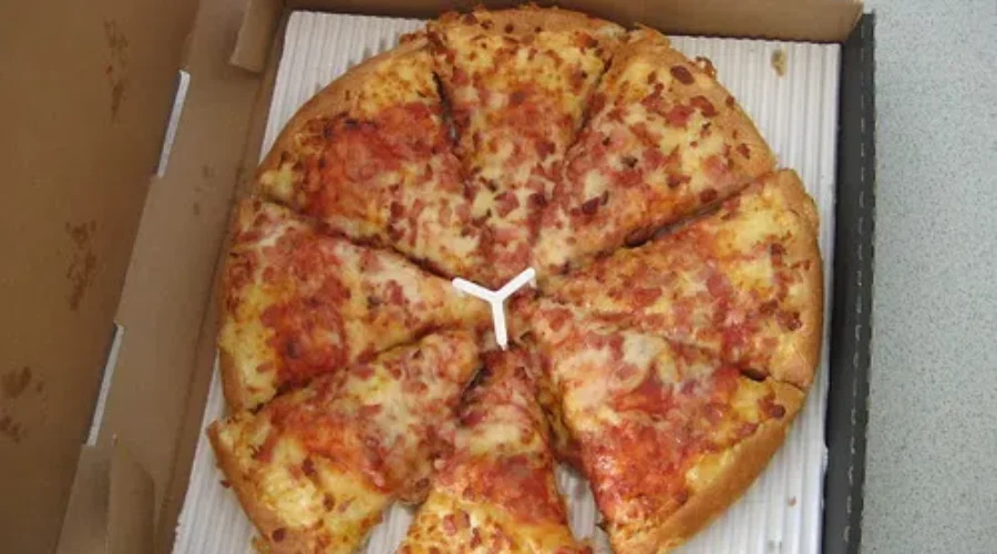 Pizza Hut Expects Busy Super Bowl Sunday