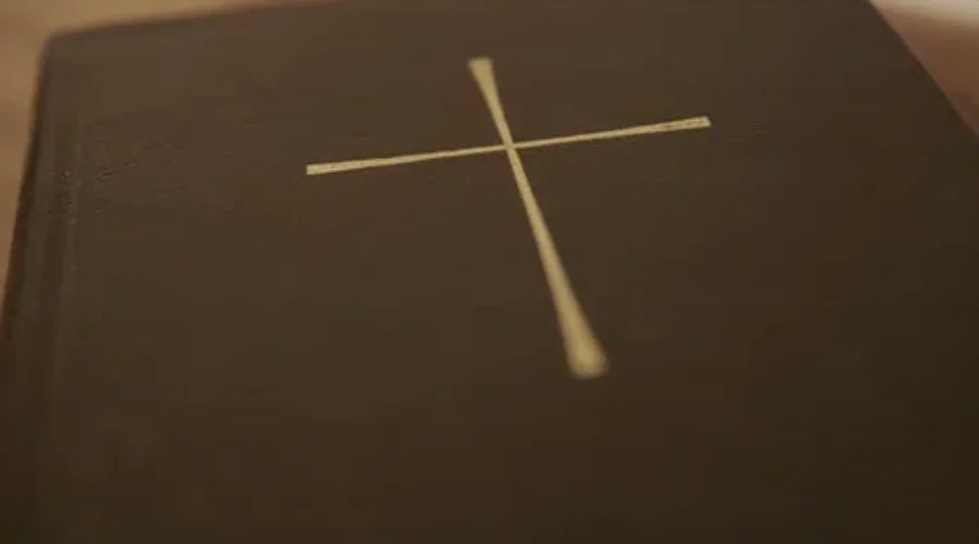 Church Service Goes Online For Worship