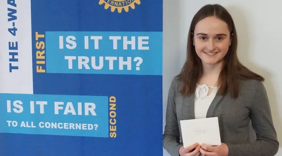 Thunder Bay Teen Wins Essay Contest