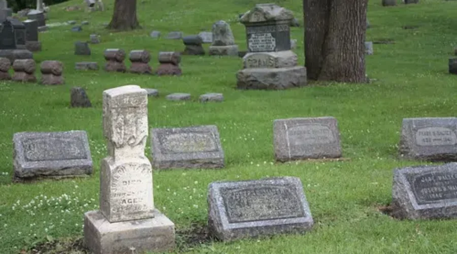 City To Re-Open Cemeteries
