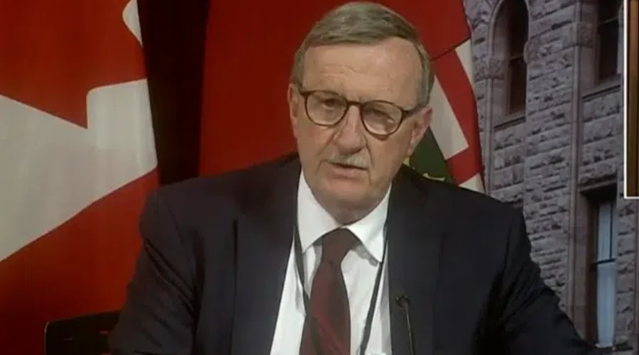 Top Doc Supports Return To School