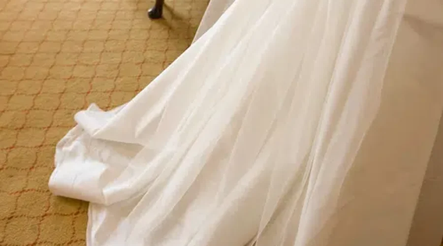 COVID-19 Causes Changes To Bridal Shopping