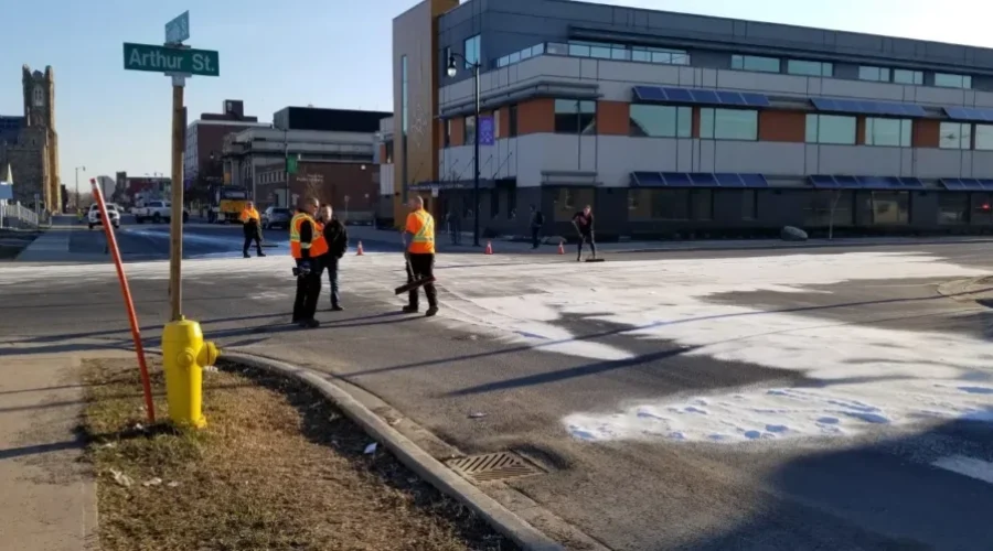 Leak Closes Arthur Street For A Few Hours