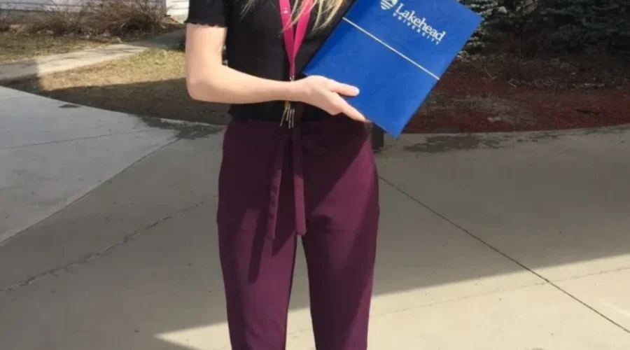 LU Students Send Cards To Seniors