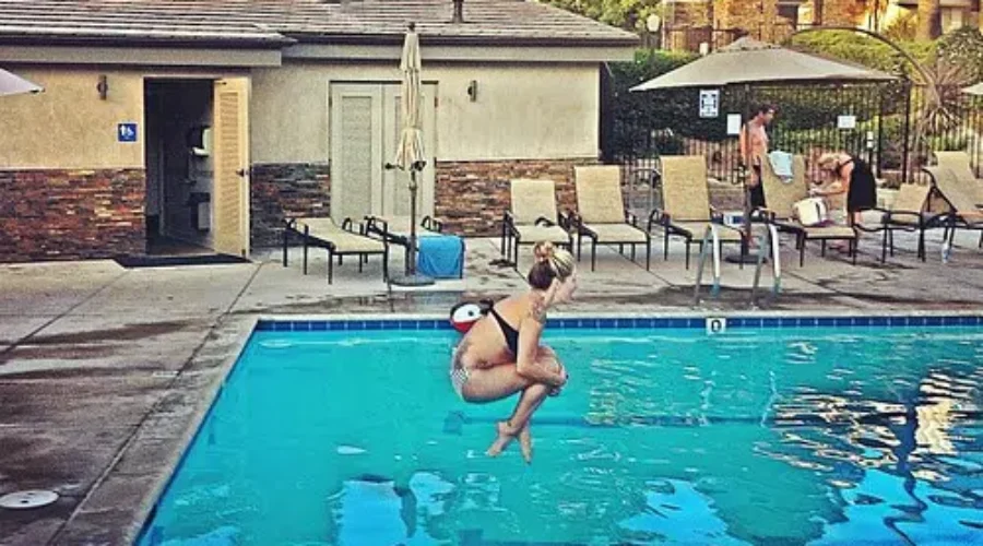WATCH: How Do You Hit the Water?