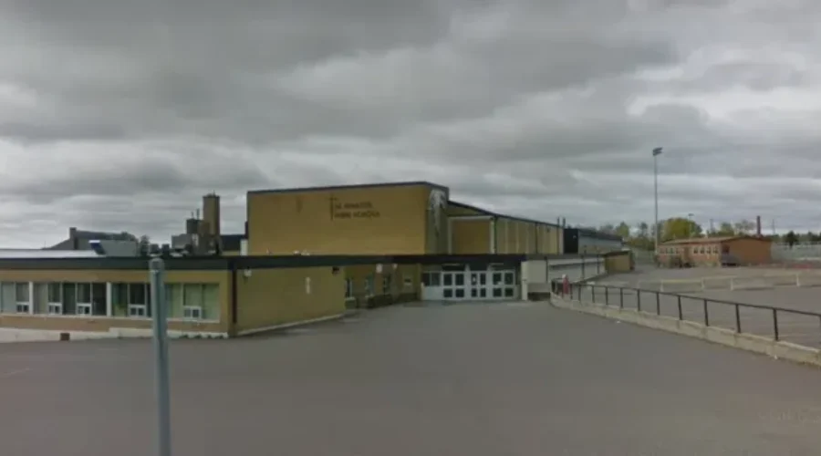 St. Ignatius Students Get Chamber Bursary