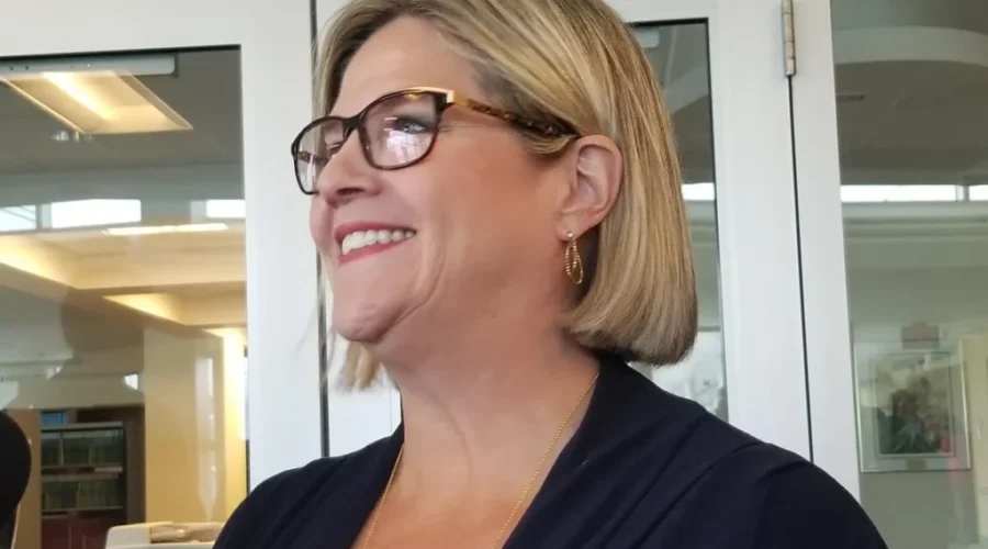 Horwath Calls for Investigation