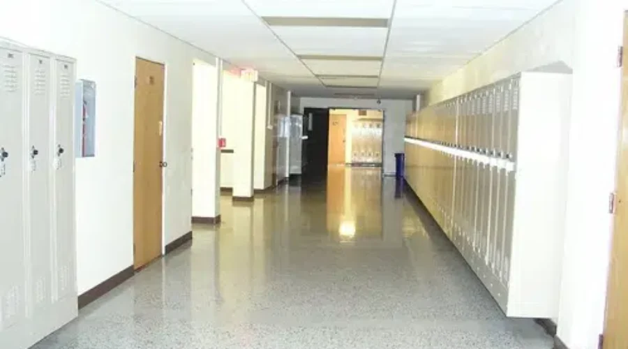 Mixed Reaction To New High School Plan
