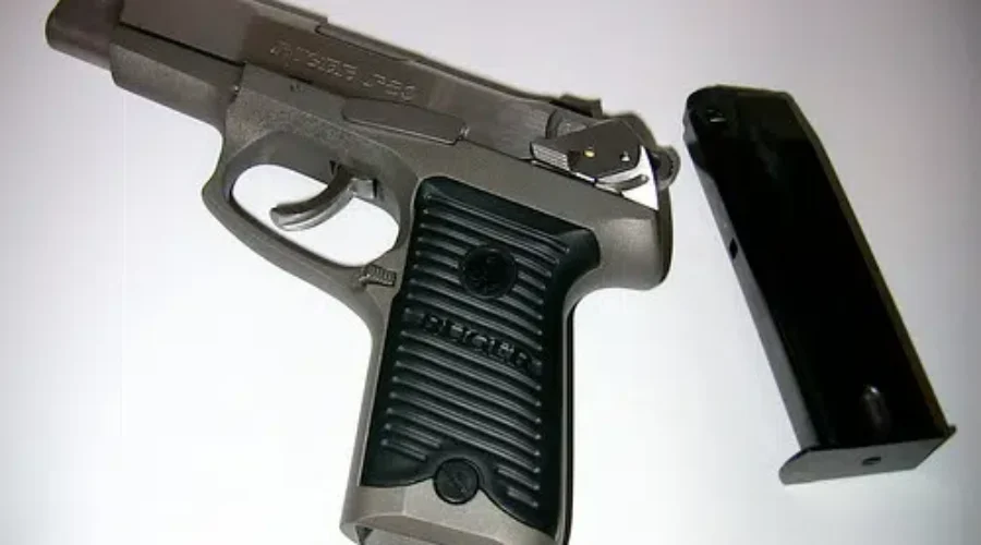 Brantford Youth Faces Handgun Charges In Thunder Bay