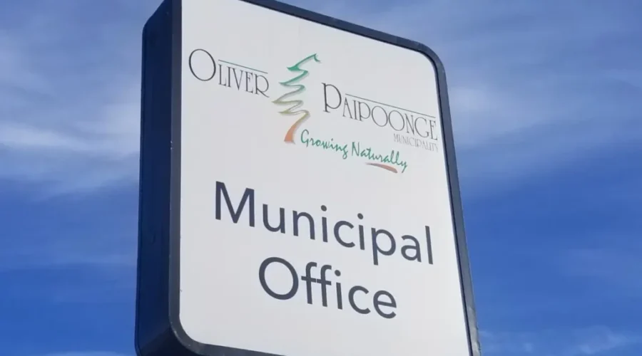 Wrong Time For Merger: Oliver Paipoonge Leader