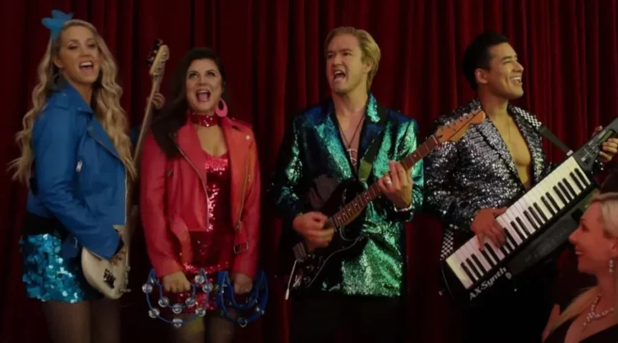 WATCH: Saved By The Bell Gang Back Together!