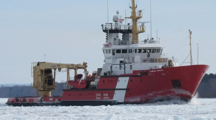 Ice-Breaker Working At Thunder Bay