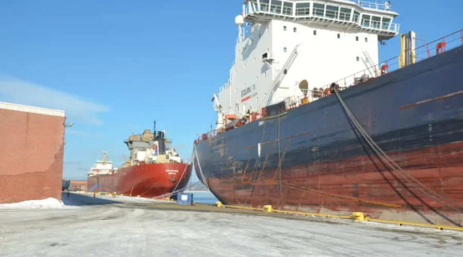 Shipping Season Ends On High Note