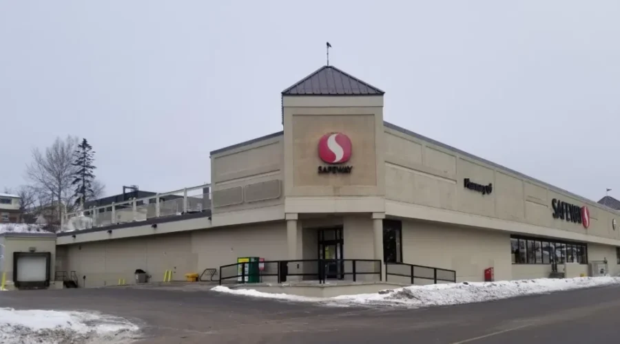 Safeway On Court To Become FreshCo