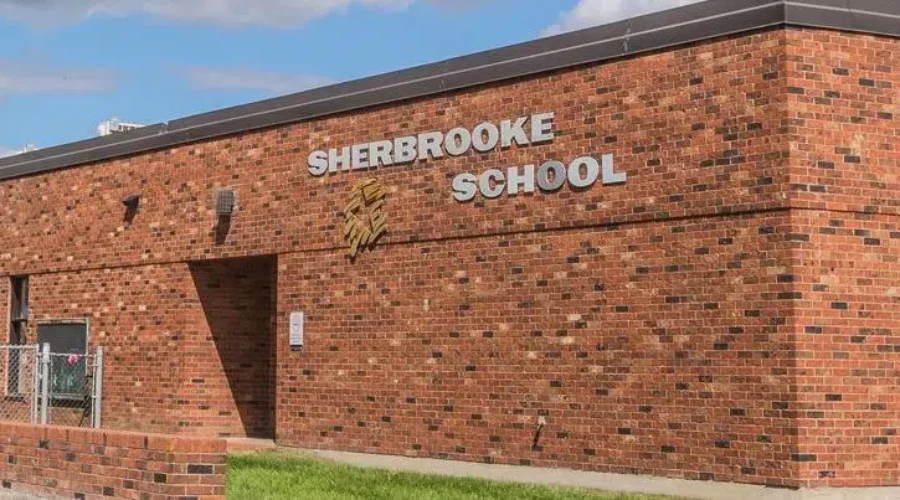 One Virus Case Enters Sherbrooke School