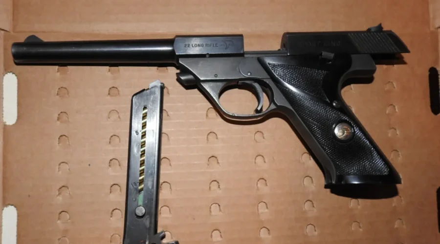 Four Nabbed In Miles Street Search