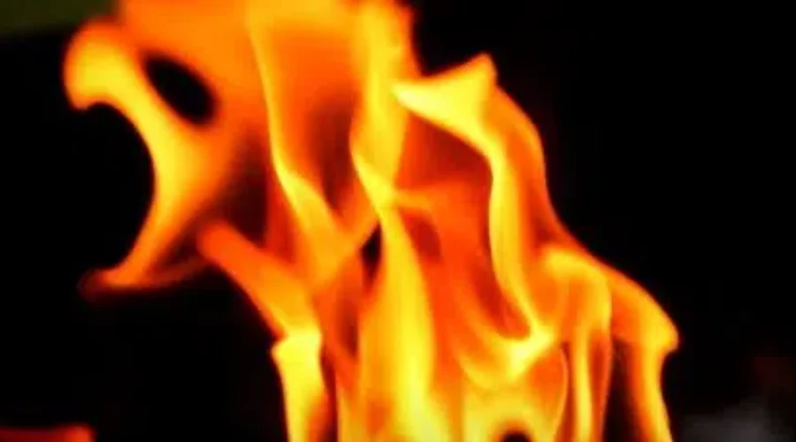 Fire Destroys House In Pearl