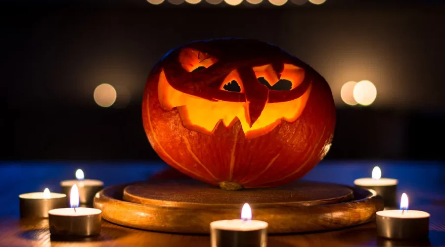 Last minute HALLOWEEEN costumes!! Enjoy!! LOL.