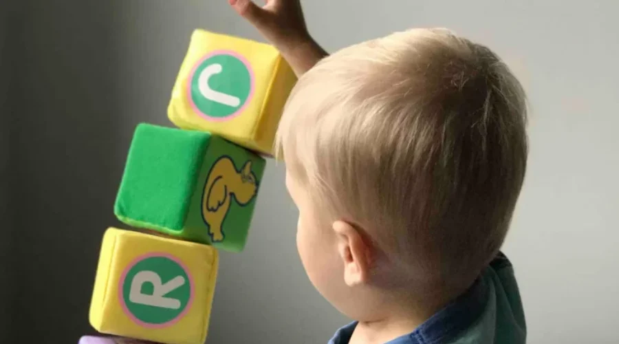 Ontario Still Yet To Sign For $10/Day Child Care
