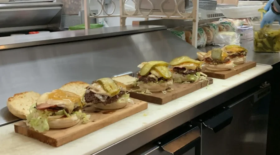 Novemburger 2021 Smashes Records