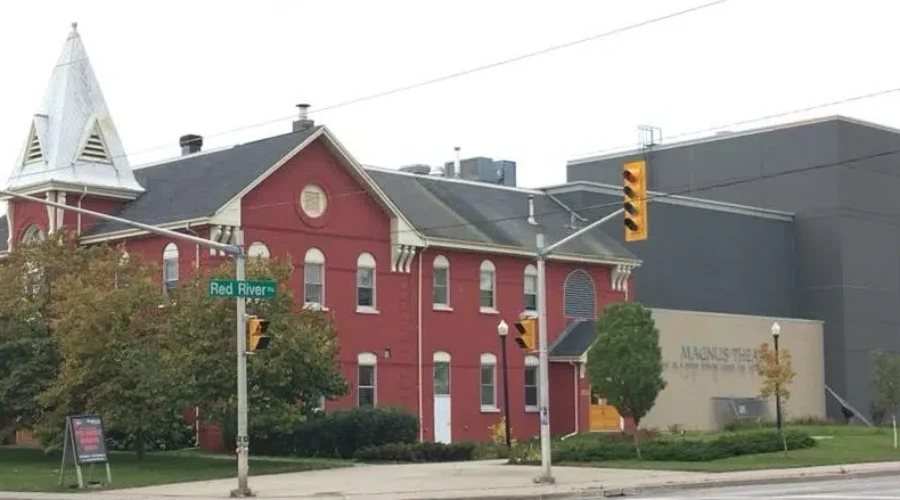 Ontario Recognizes Local Theatre Students