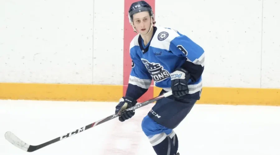 NWO Players Chase Manitoba Hockey Crown