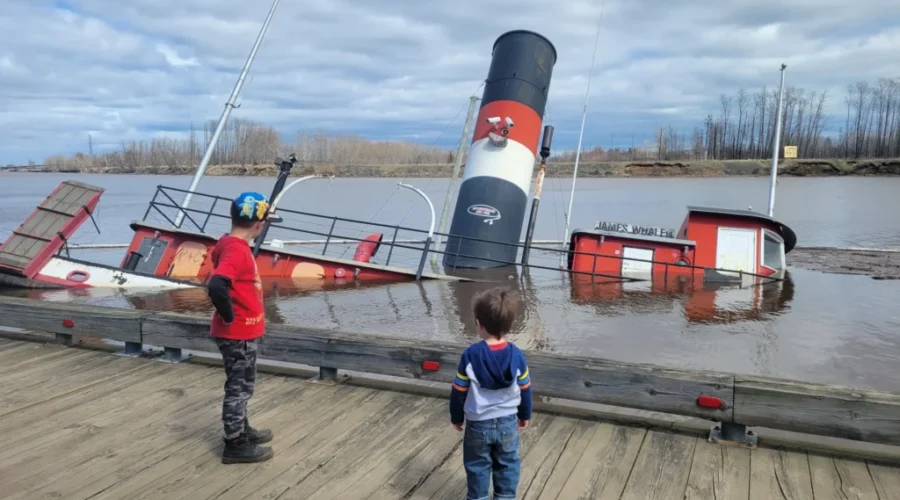 Getting The James Whelan Tug Out Of Kam River