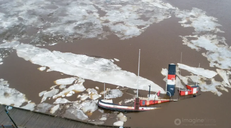 117 yr Old James Whalen Tug Boat Takes On Water