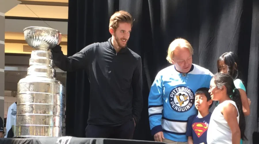 Matt Murray Stays In Ontario