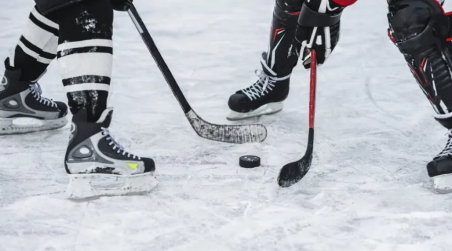 City weighs ice rink closures to accomodate staff schedules