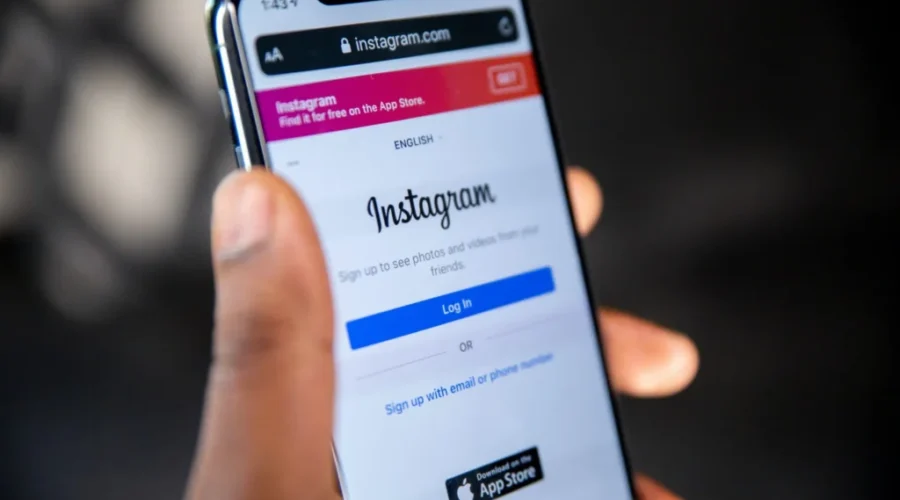 Instagram goes ‘down’ with random account suspensions