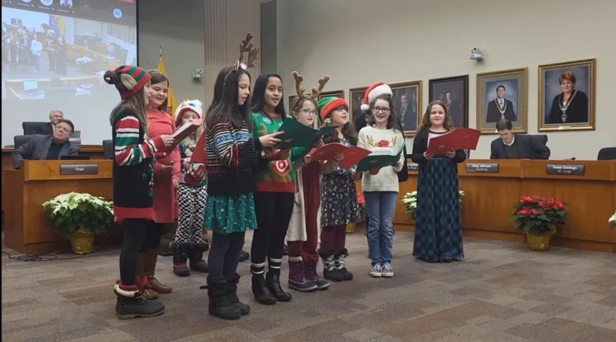 VIDEO: Children’s Choir At Council