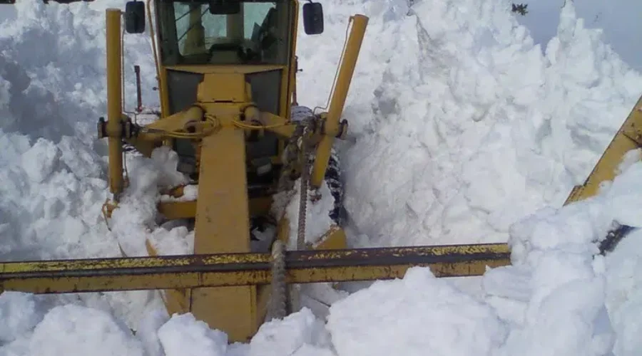 The City Of Thunder Bay should name our SNOWPLOWS! Here are some suggestions….