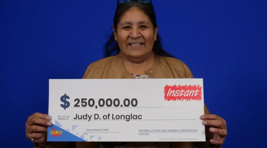 Greenstone woman wins $250k OLG prize